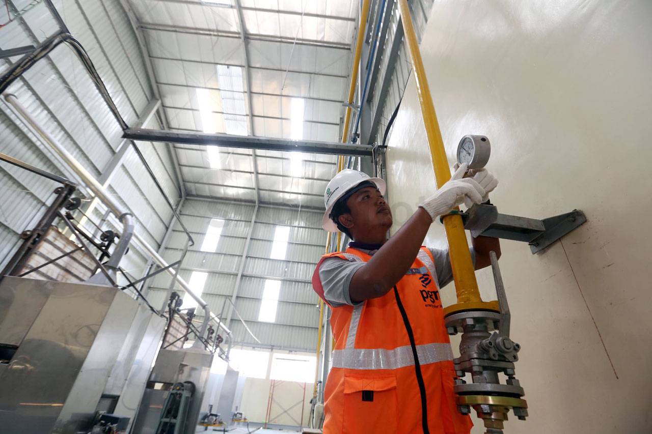 Manfaatkan Gas Bumi,...