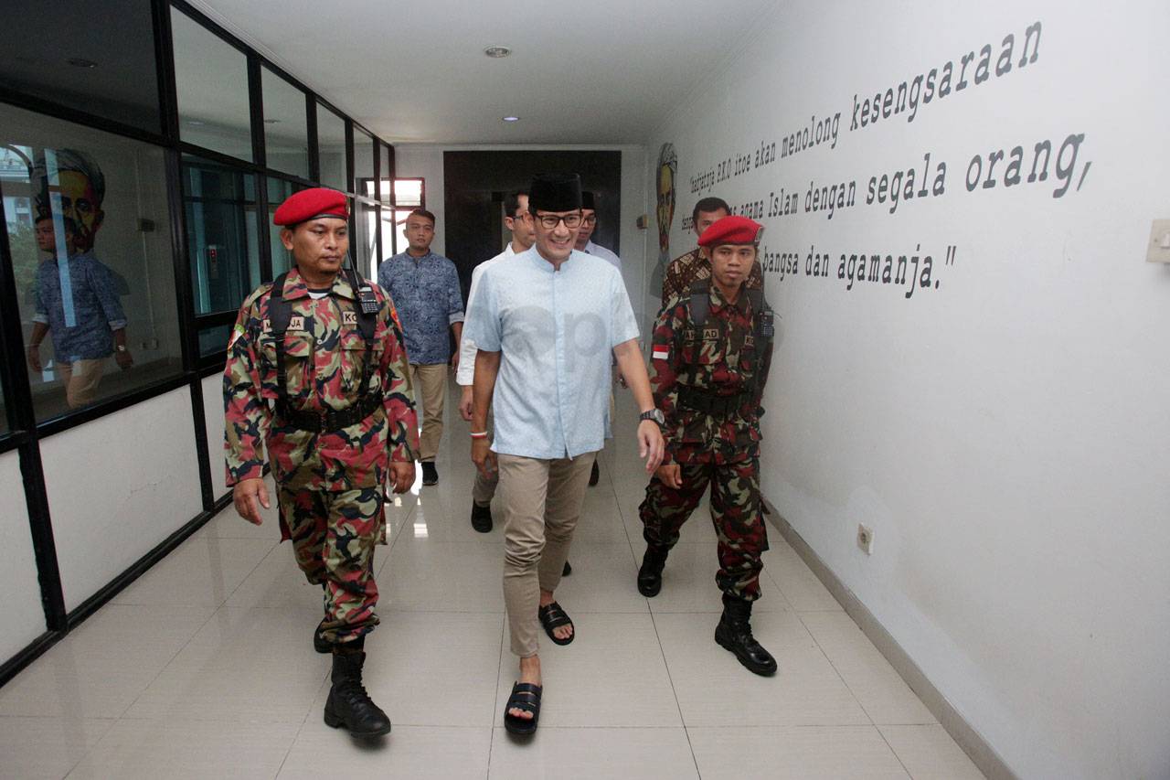 Sandiaga Uno Kunjungi...