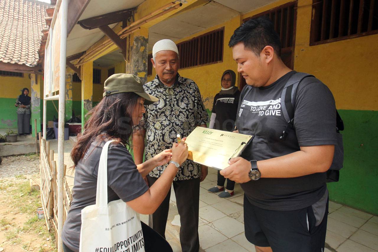 Peduli Pendidikan, PT...