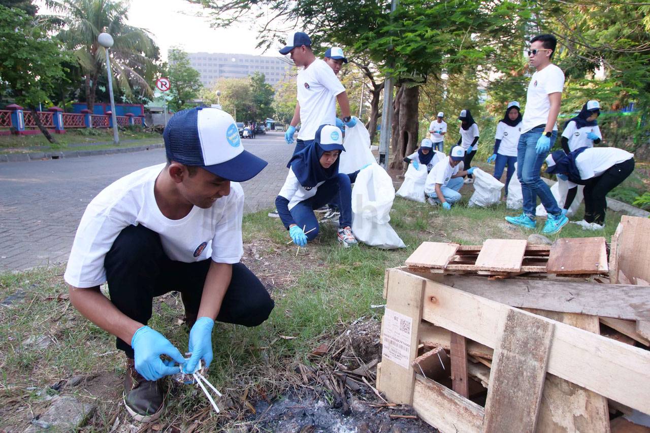 World Cleanup Day, Ratusan...