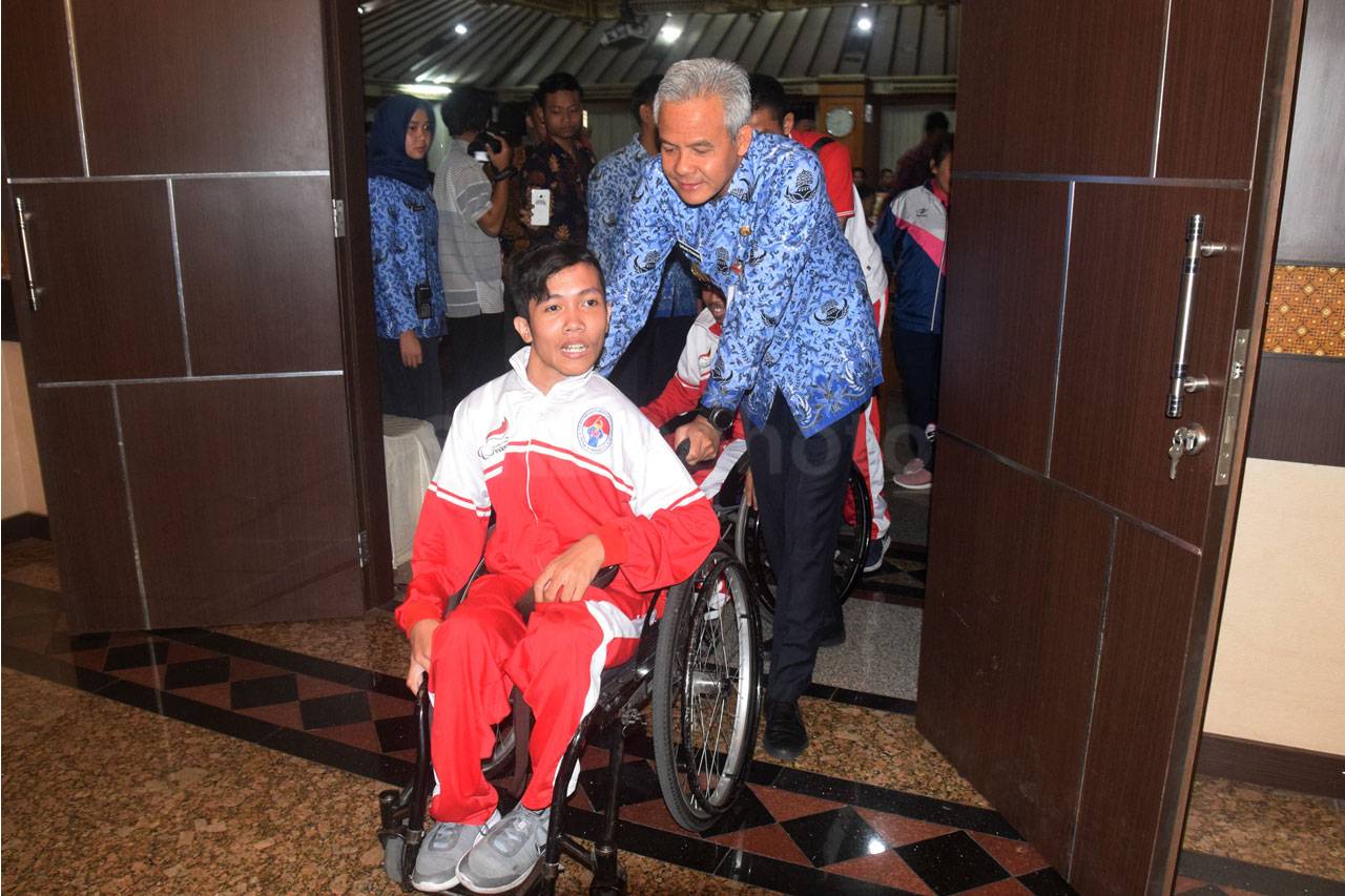 Gubernur Ganjar Pranowo...