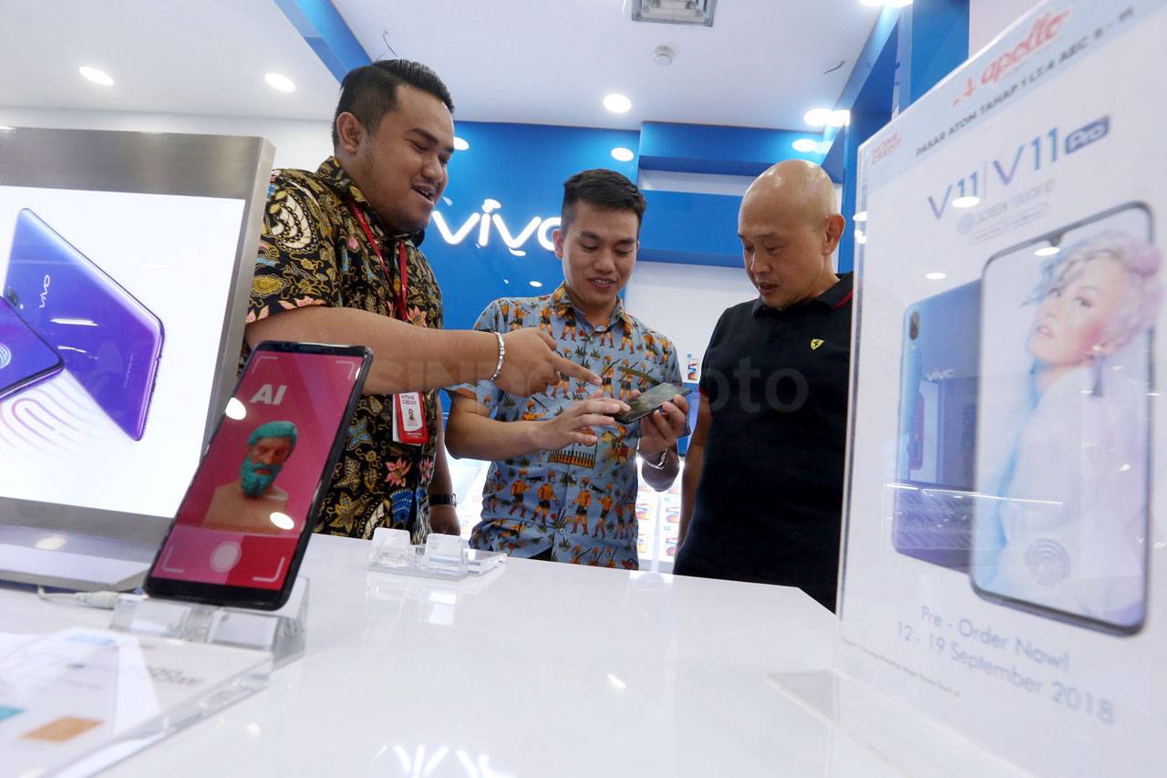Apollo Gadget Store...
