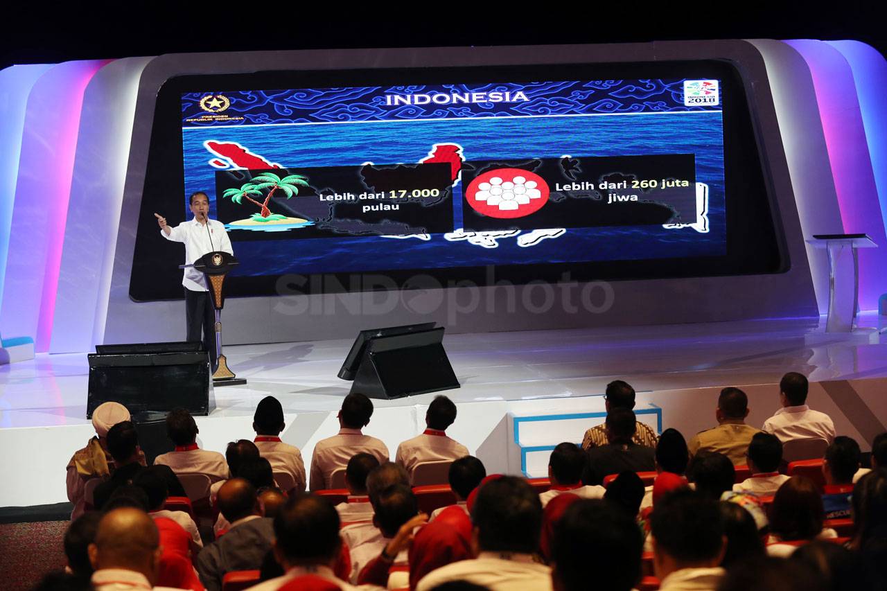 Presiden Jokowi Buka...
