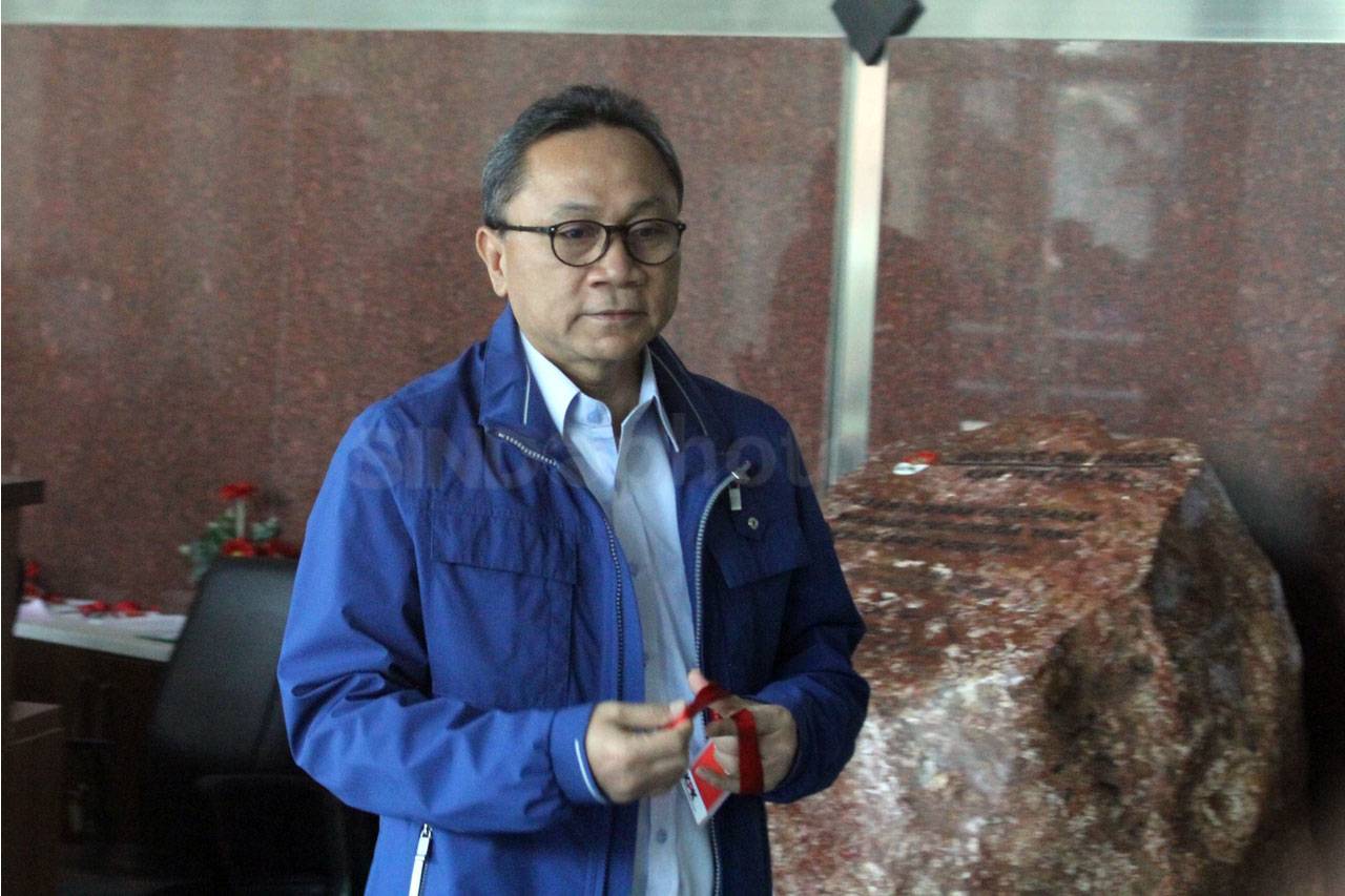 Ketua Umum PAN Zulkifli...