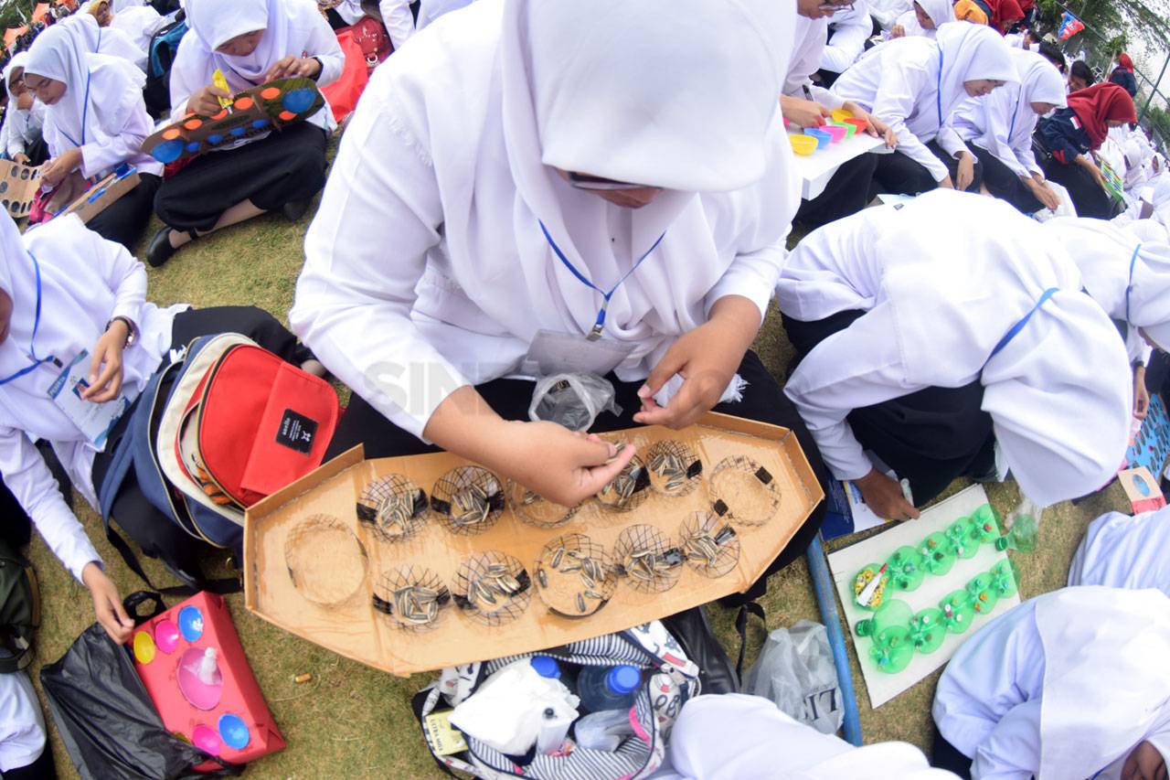 2.000 Mahasiswa Catat...