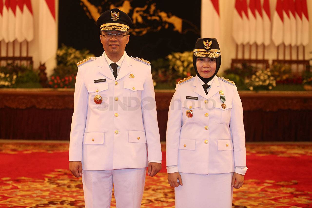 Presiden Jokowi Lantik...