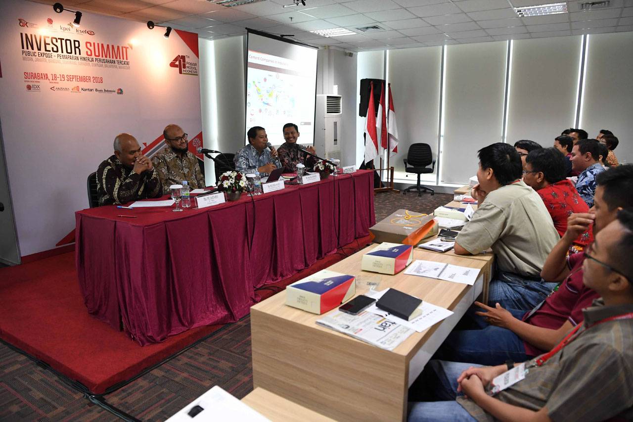 Semen Indonesia Gelar...