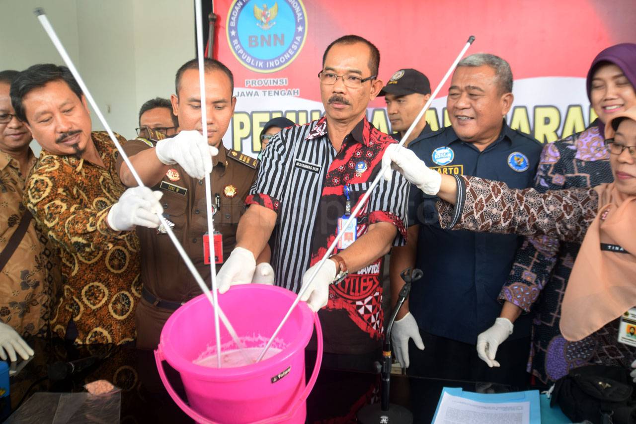BNNP Jateng Musnahkan...