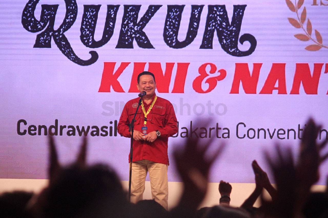 Presiden Jokowi Hadiri...