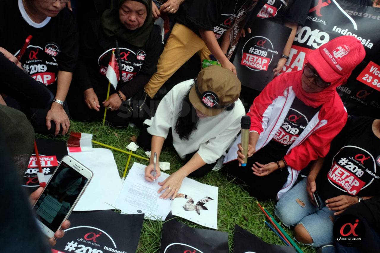 Bersama Jokowi-Maruf...