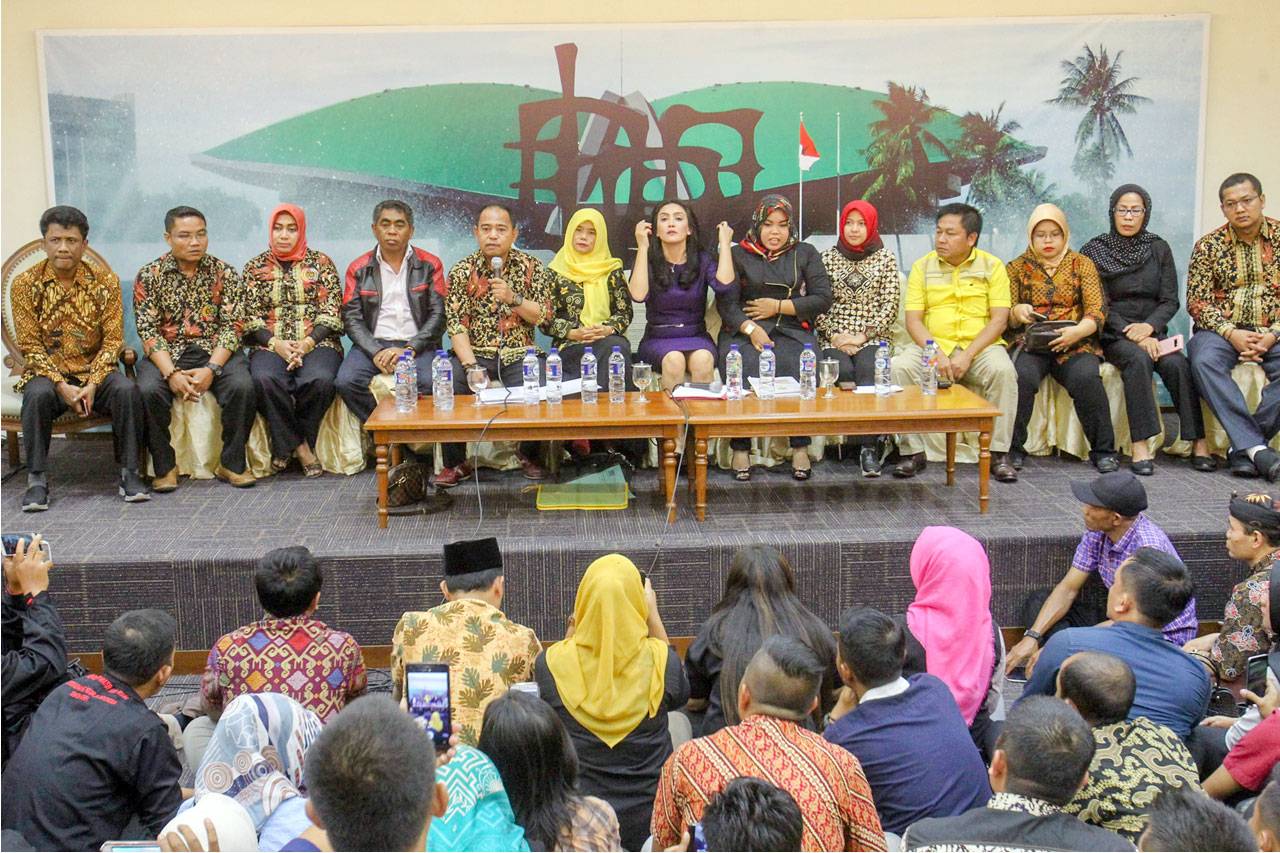 Aktivis Dorong Pemerintah...