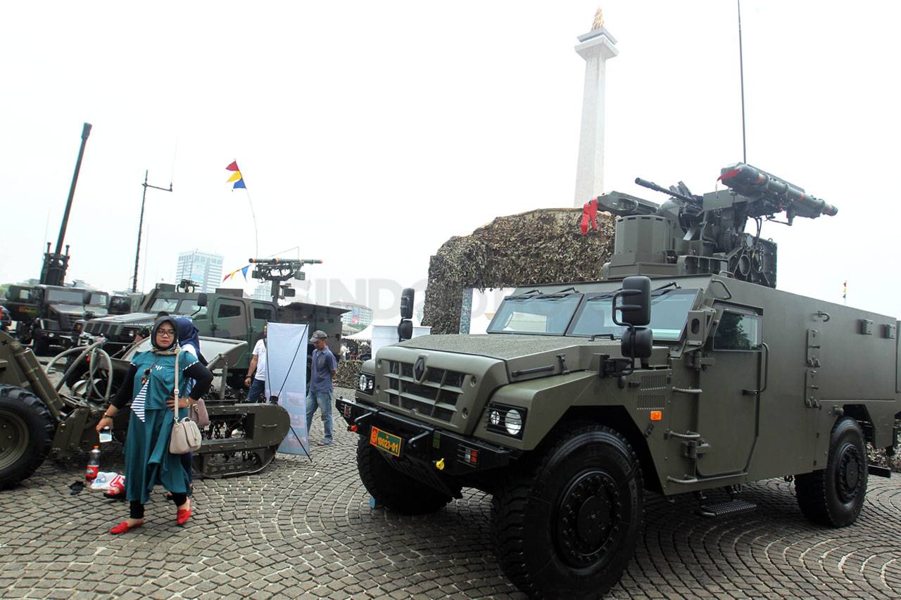 Sambut HUT Ke-73, TNI...