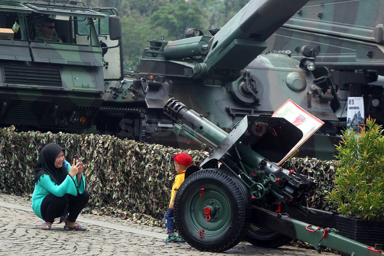Sambut HUT Ke-73, TNI...