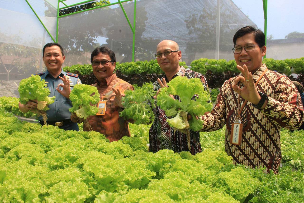 Bank Mantap dan TNI...