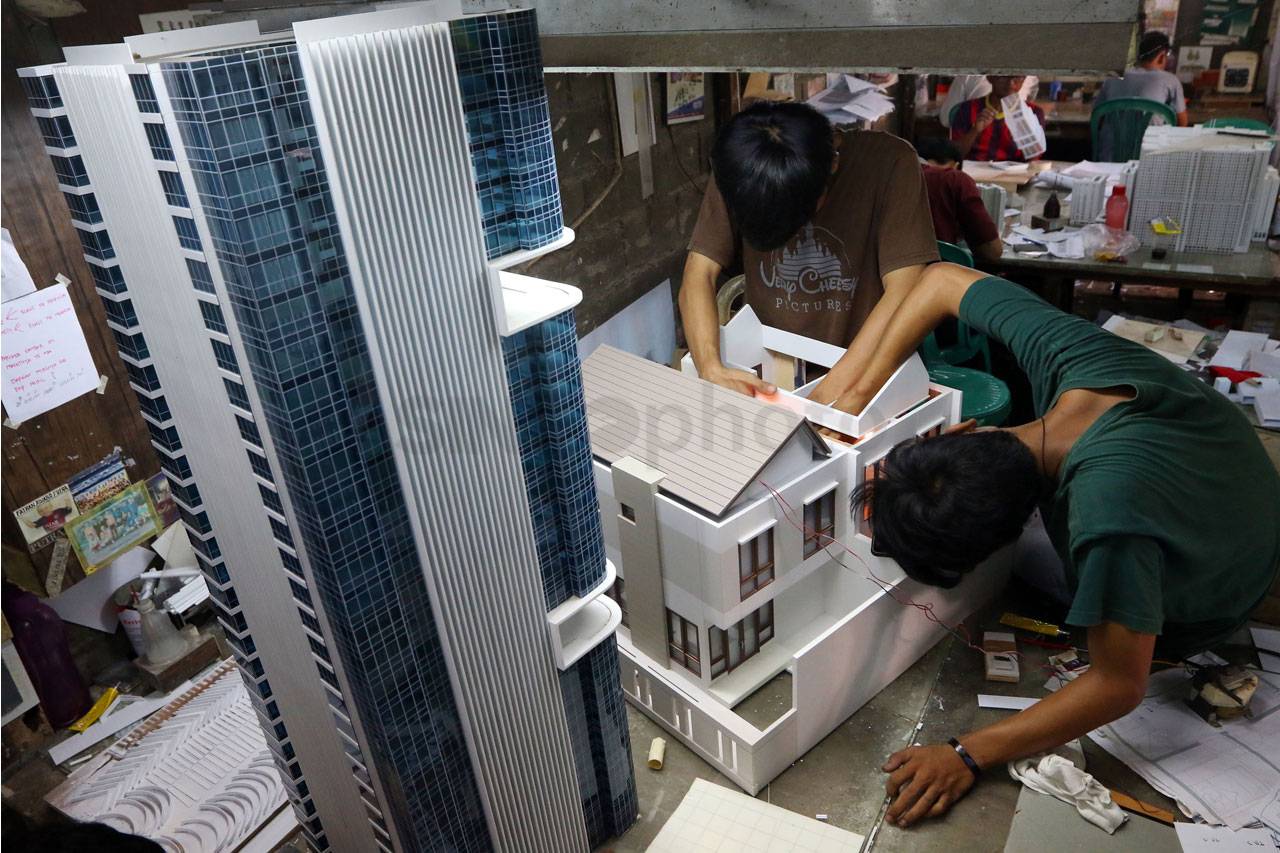 Bisnis Pembuatan Maket...