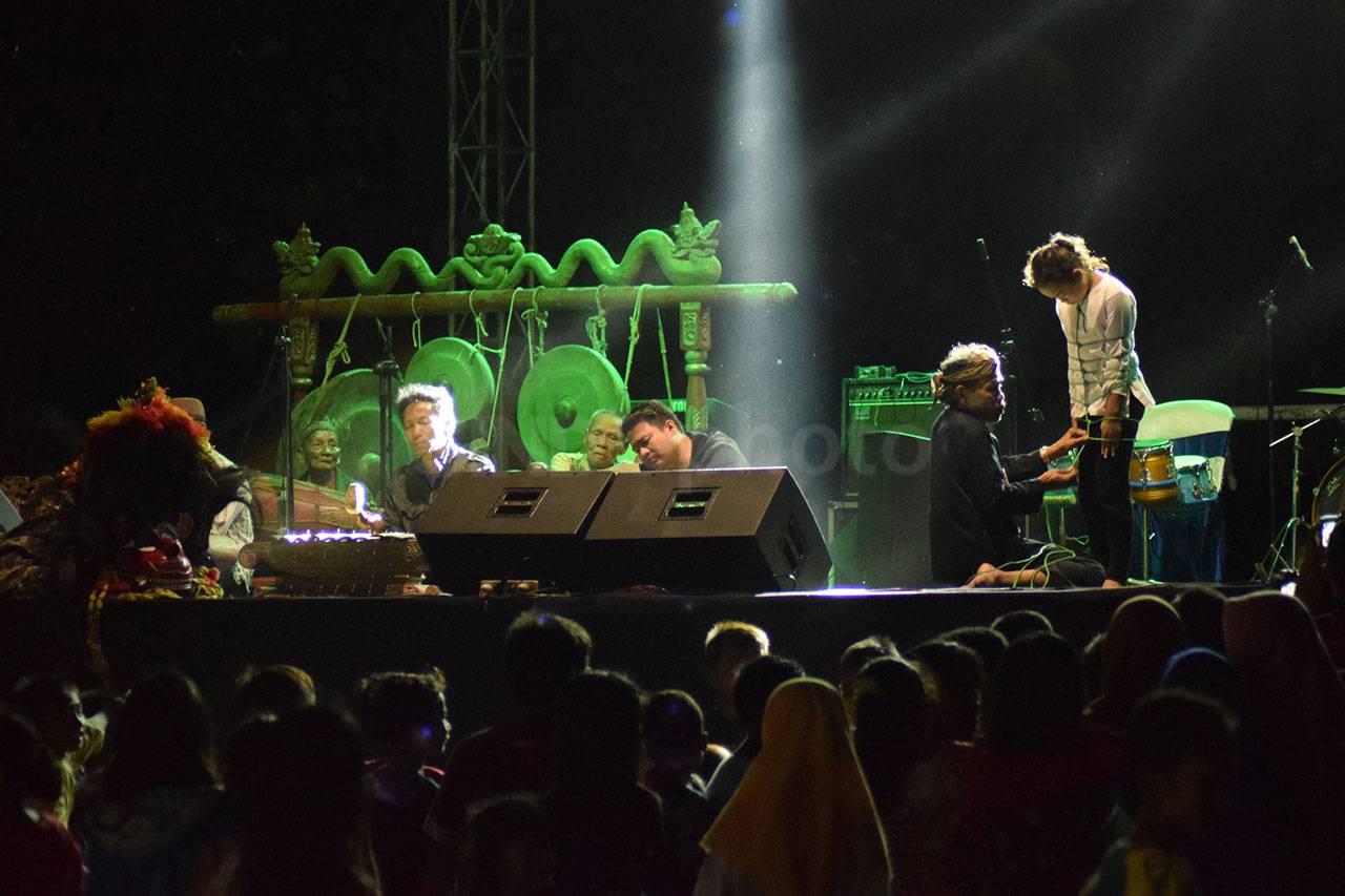 Reog Barongan Meriahkan...