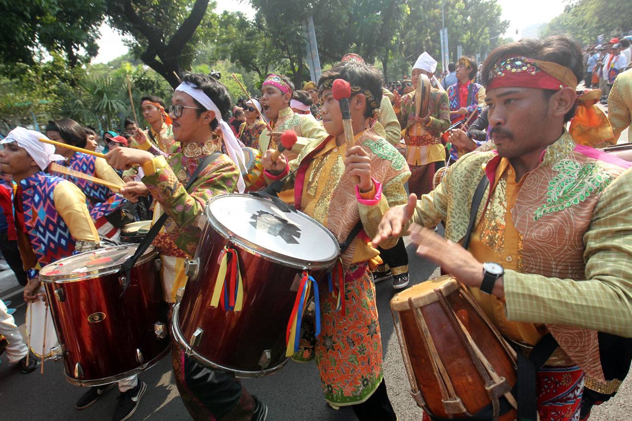 Meriahnya Pawai Obor...