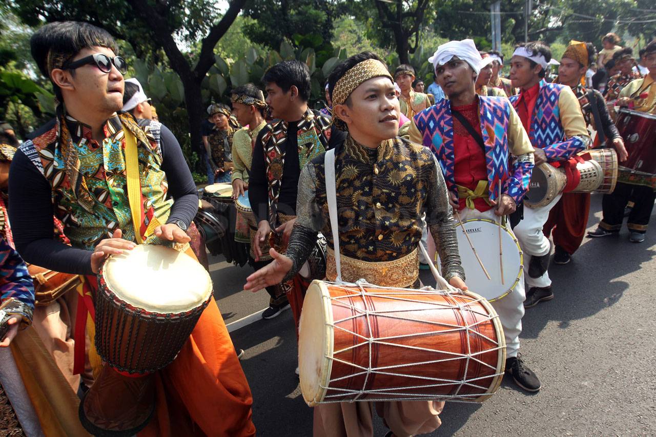 Meriahnya Pawai Obor...