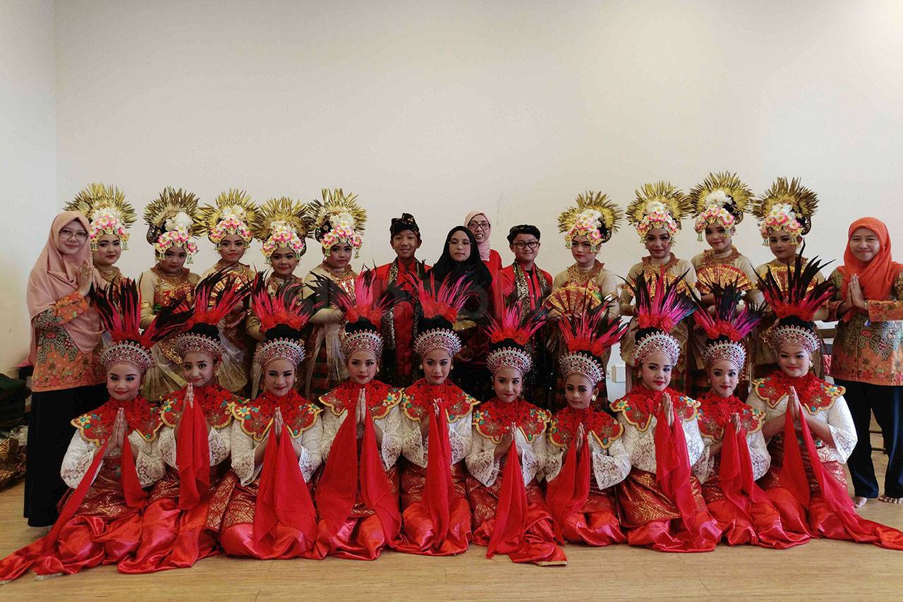 Merah Putih Berkibar...