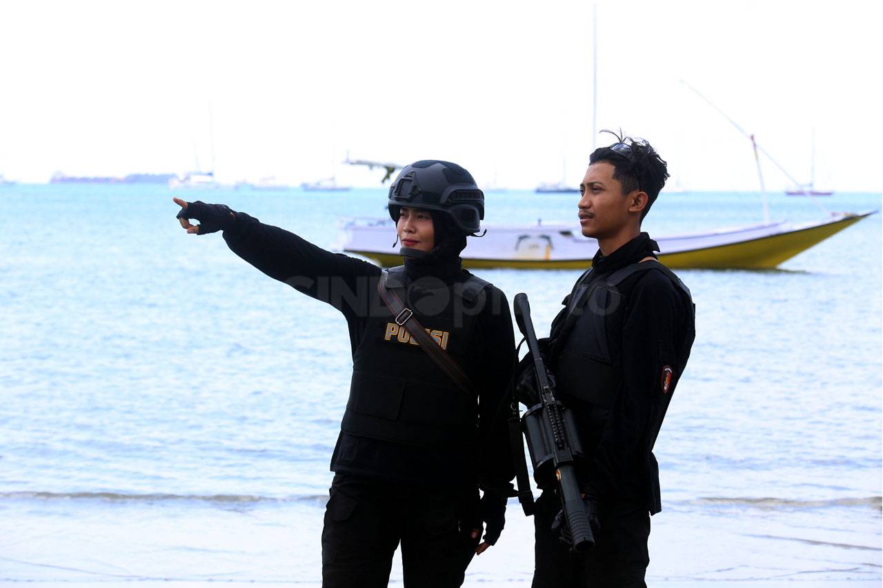 Tim Black Panther Polres...