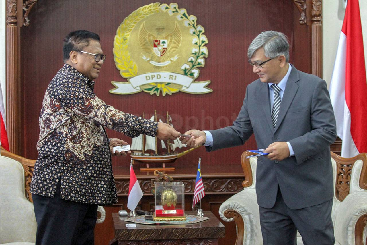 Ketua DPD Terima Kunjungan...