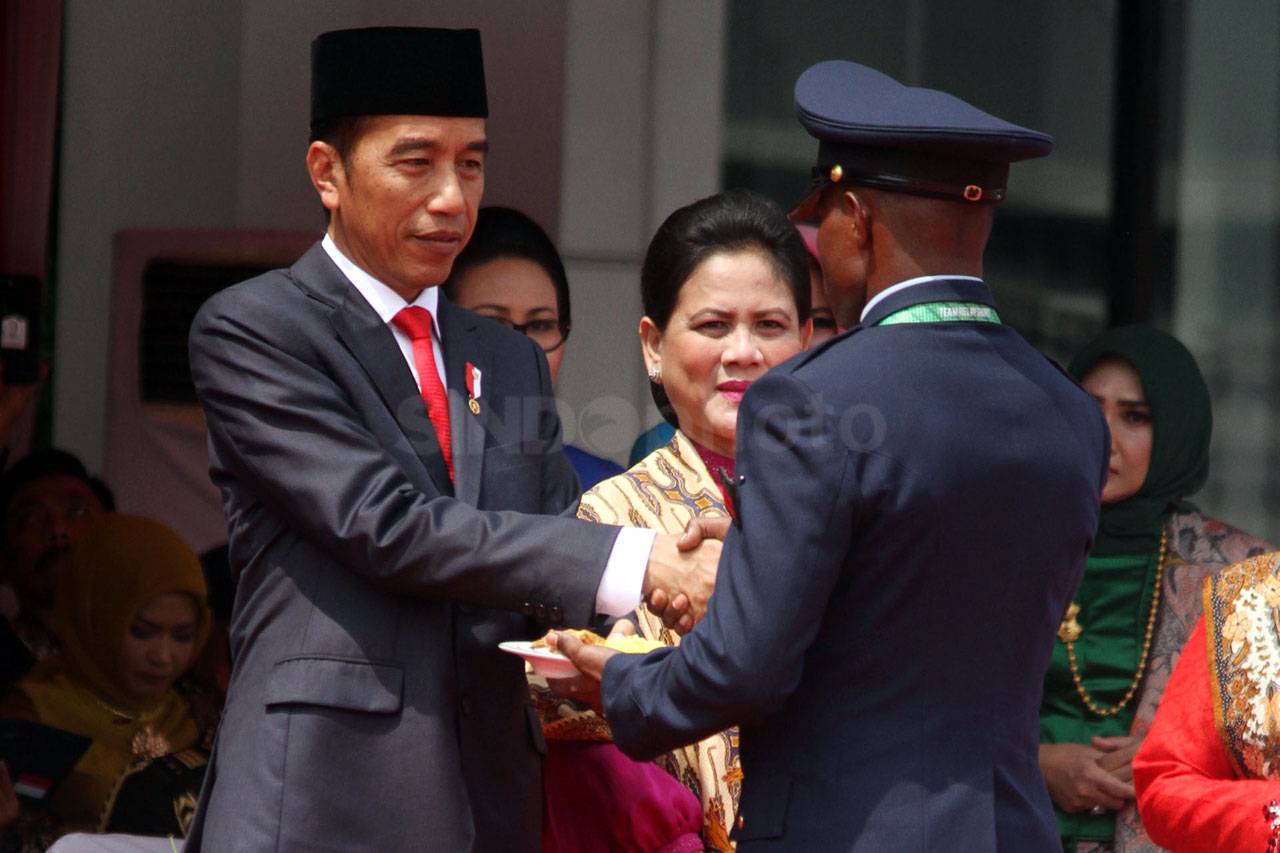 Presiden Jokowi Jadi...