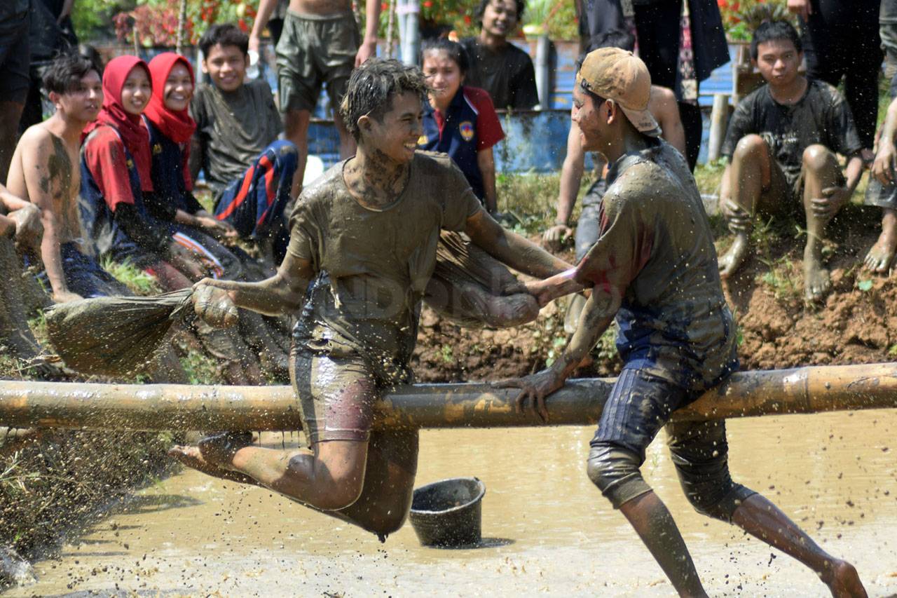 Serunya Fun Game di...
