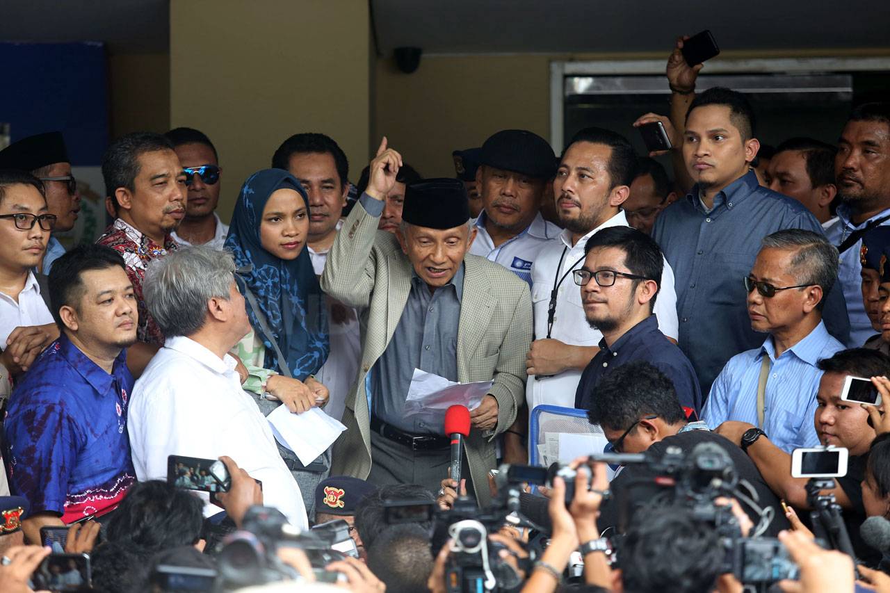 Amien Rais Penuhi Panggilan...