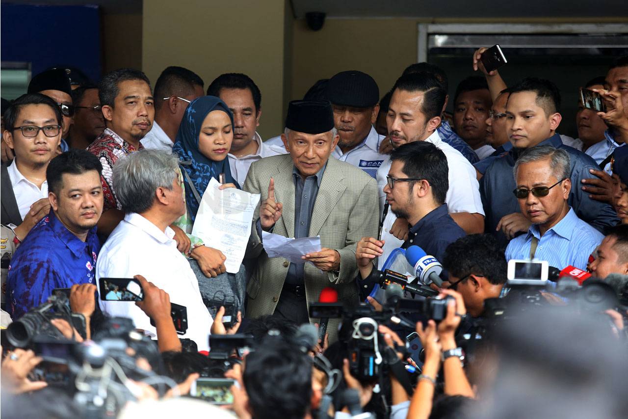 Amien Rais Penuhi Panggilan...