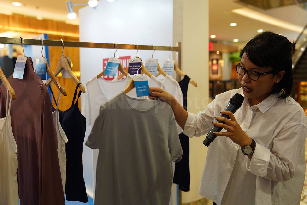 Uniqlo AIRism Experiment...