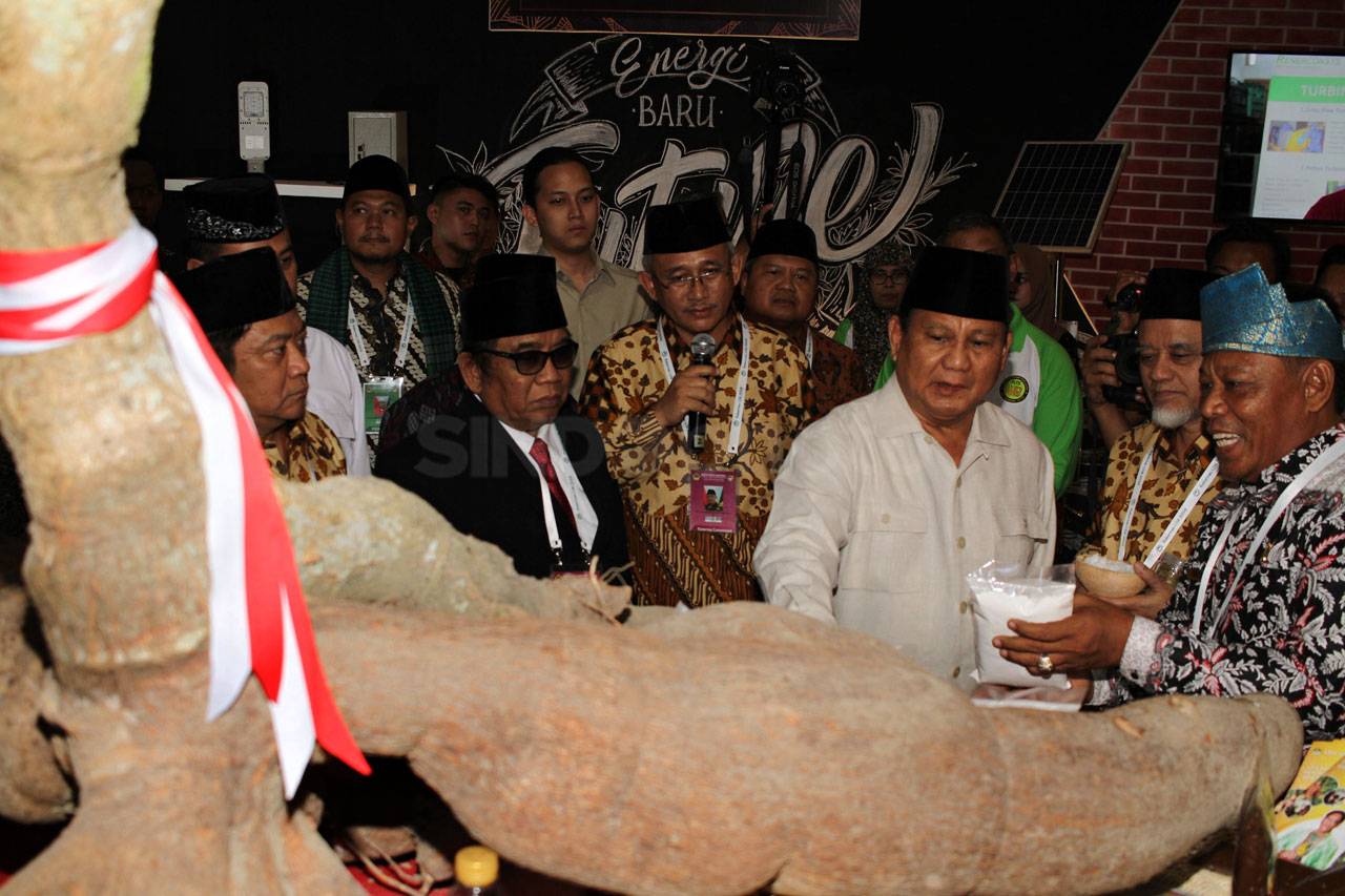 Capres Prabowo Pidato...