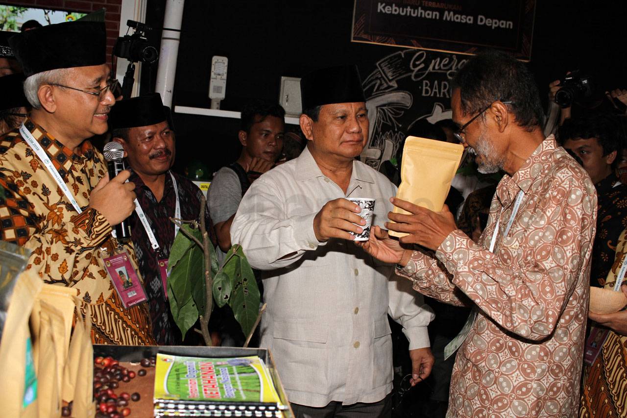 Capres Prabowo Pidato...