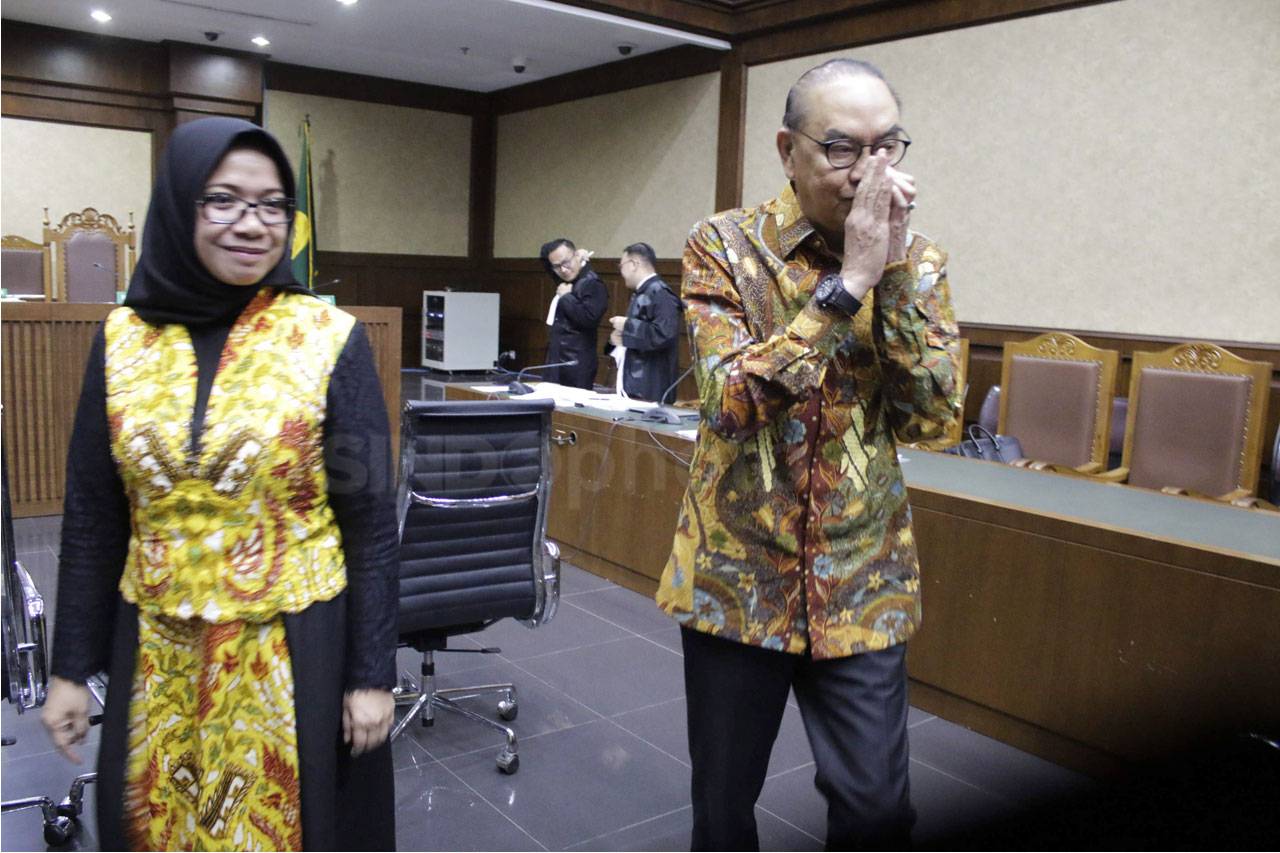 Eni Maulani Saragih...