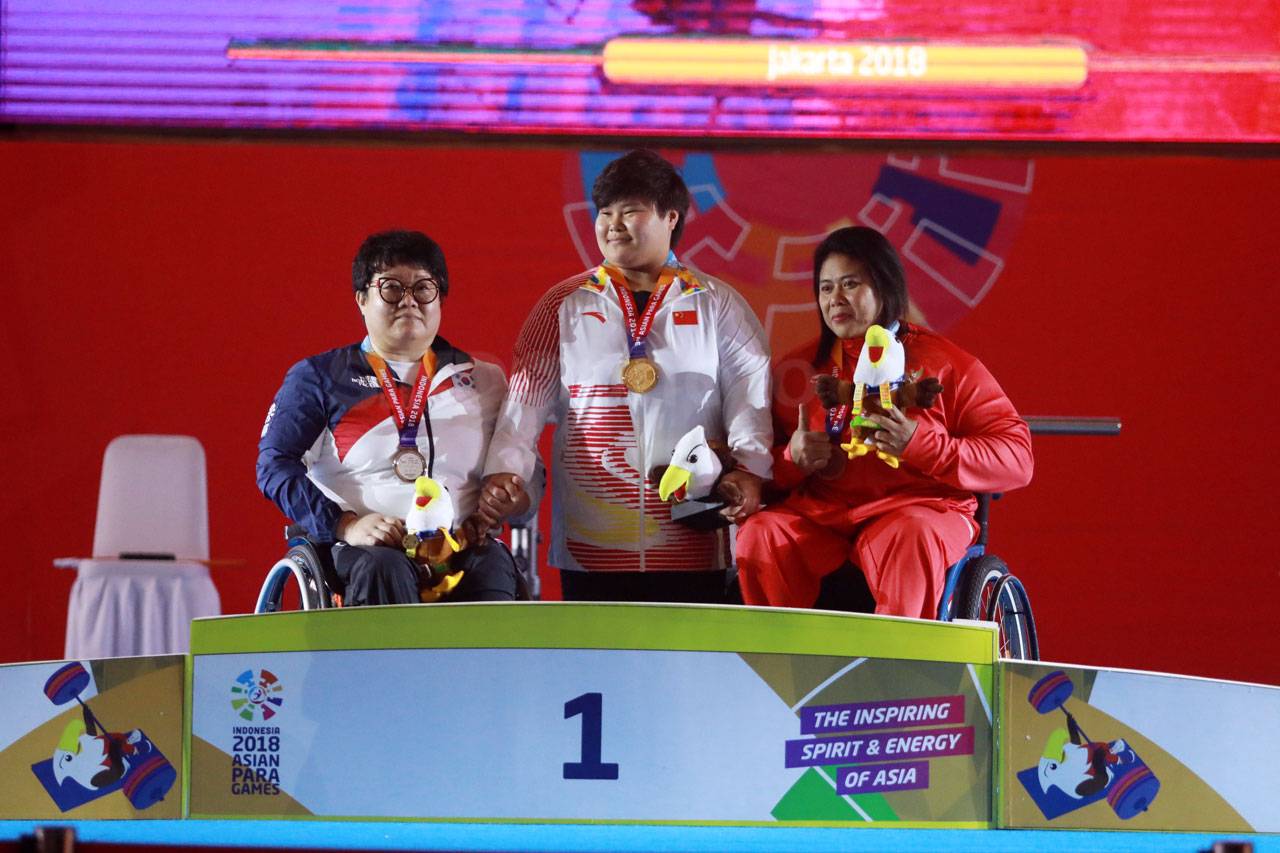 Cabang Para Powerlifting,...