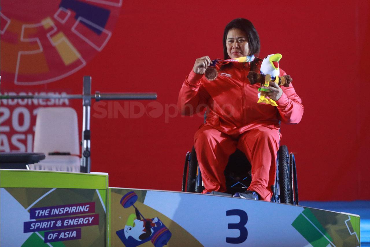 Cabang Para Powerlifting,...