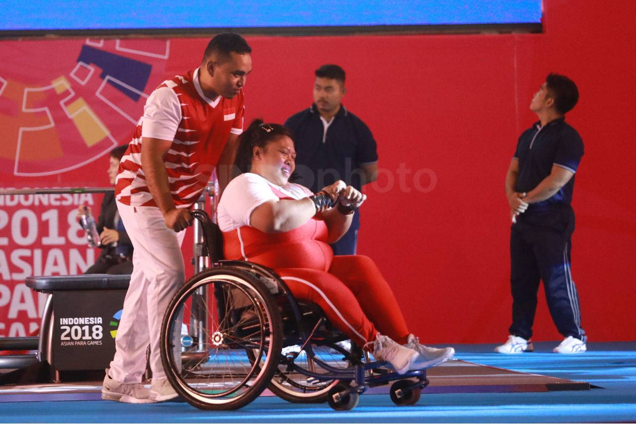 Cabang Para Powerlifting,...