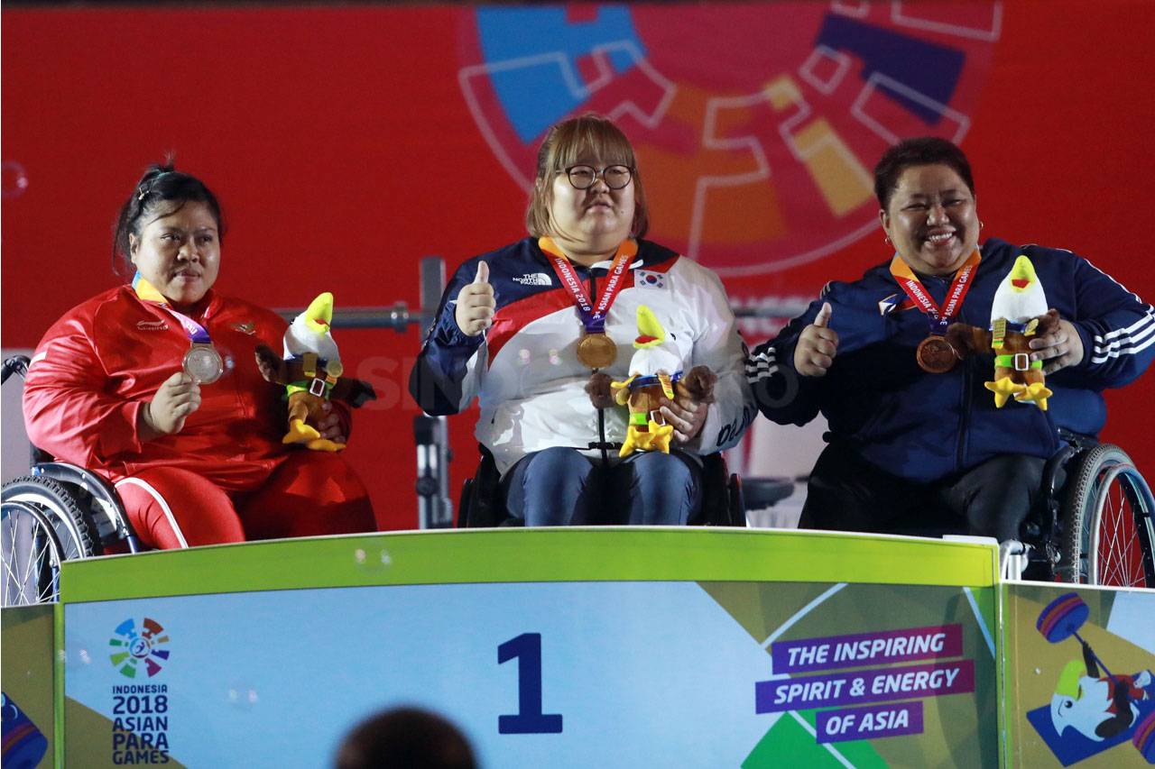 Cabang Para Powerlifting,...