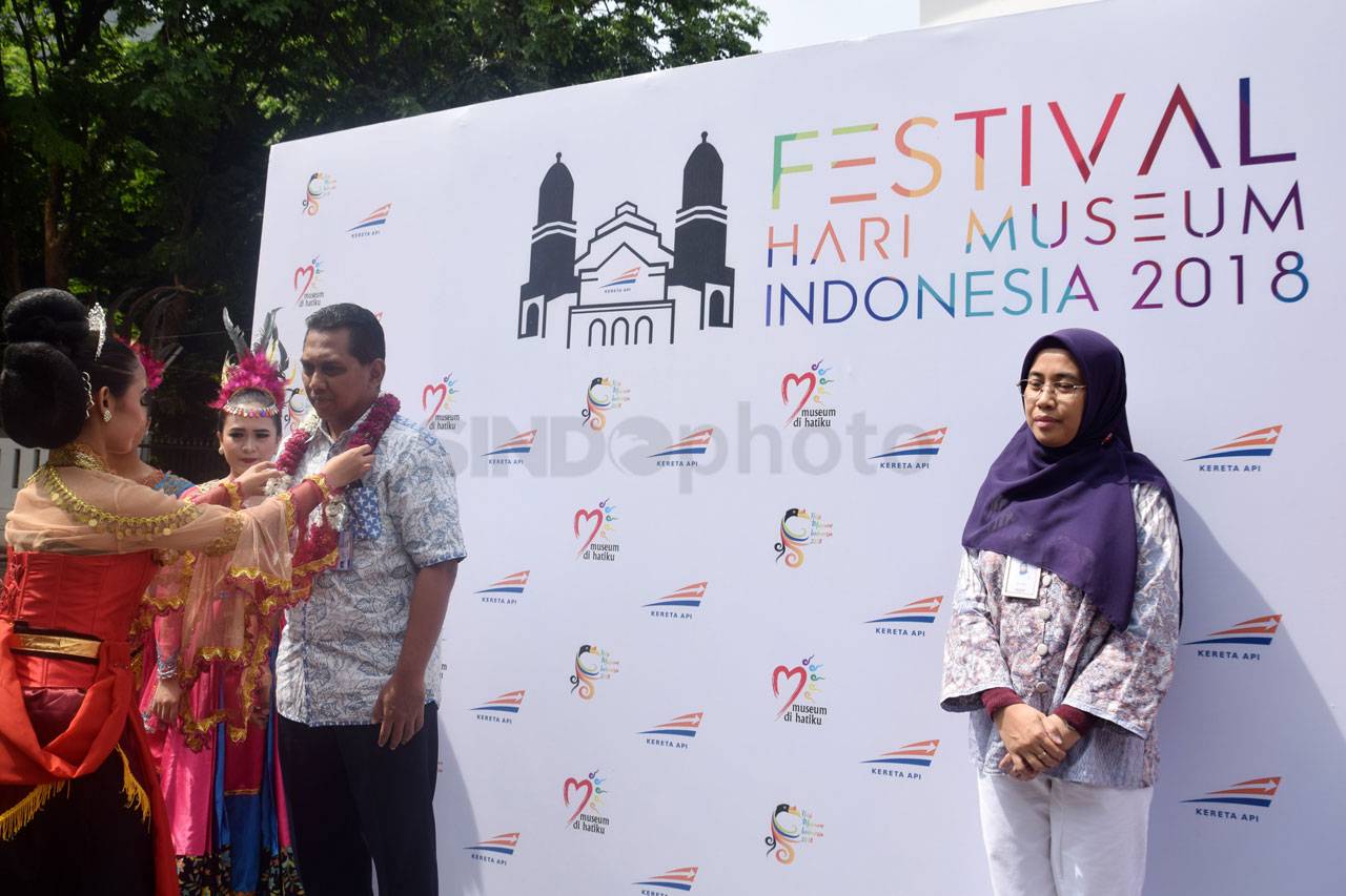 Semarak Festival Hari...