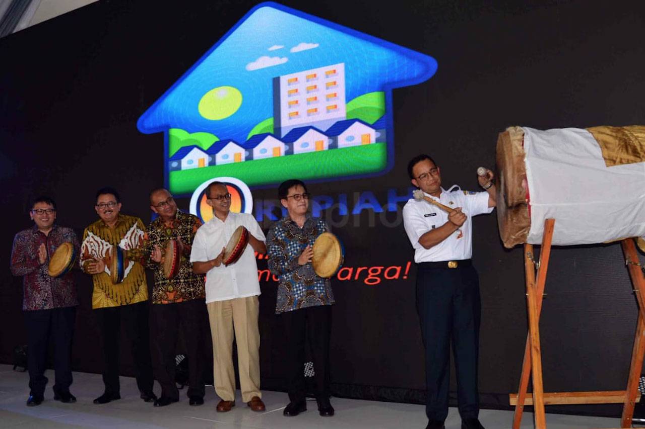 Bank DKI Dukung Program...