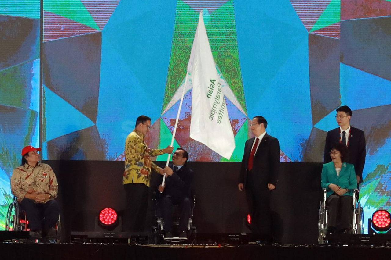 Closing Ceremony Asian...