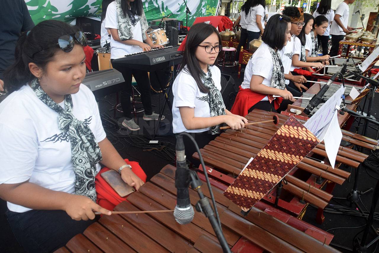 Rekor Gamelan Kromatis...