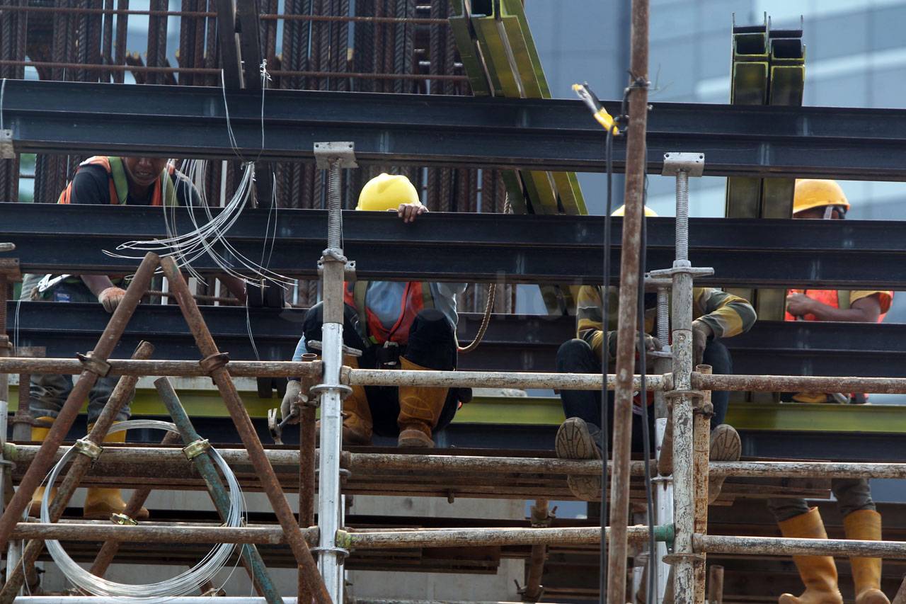 Proyek LRT di Rasuna...