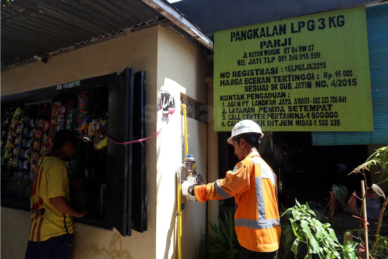 Ribuan Warga Probolinggo...