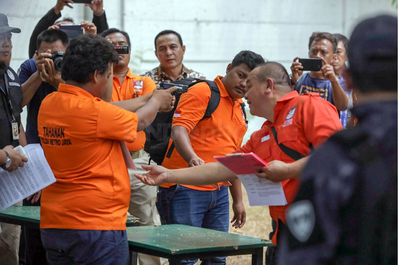Polisi Gelar Rekonstruksi...