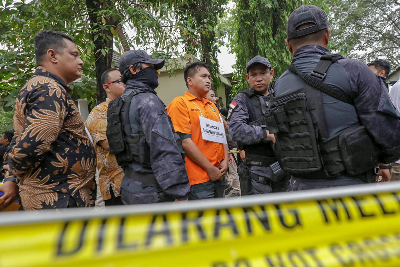 Polisi Gelar Rekonstruksi...