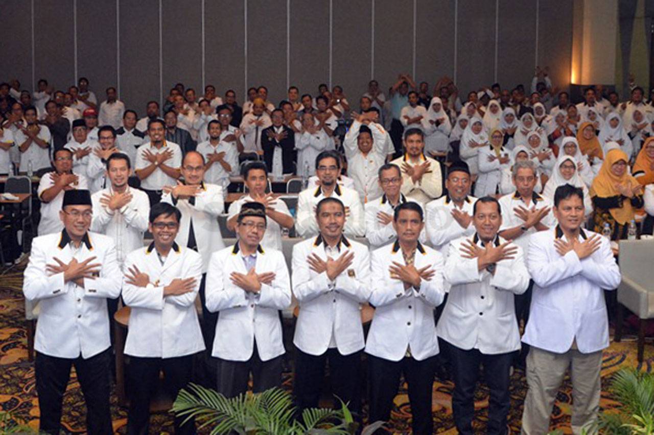 PKS Optimis Raih 65...