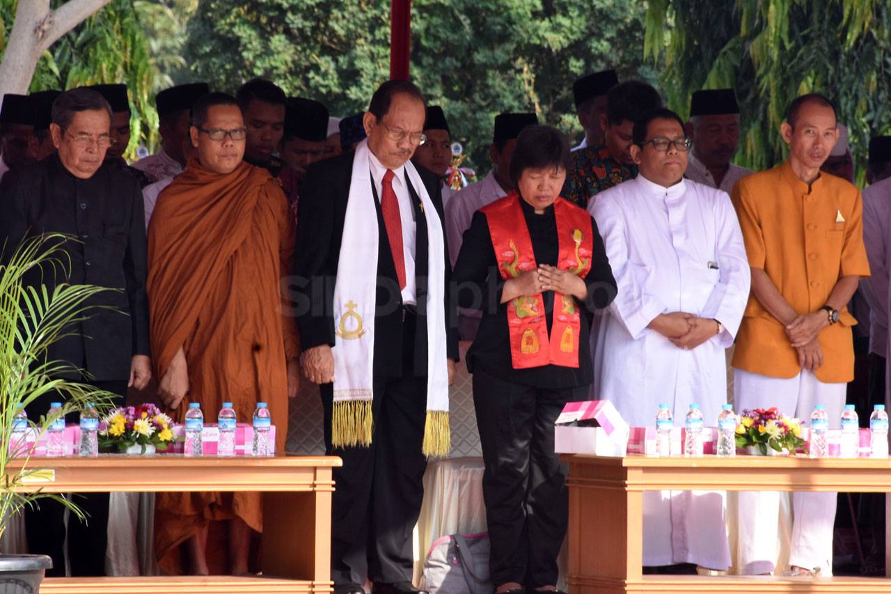 Upacara Peringatan Hari...