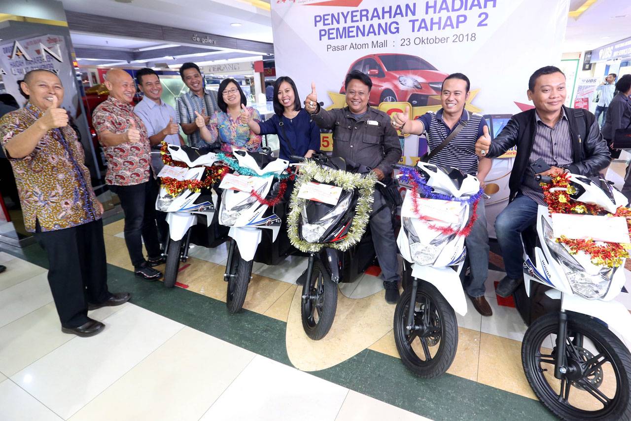 Apollo dan Pasar Atom...