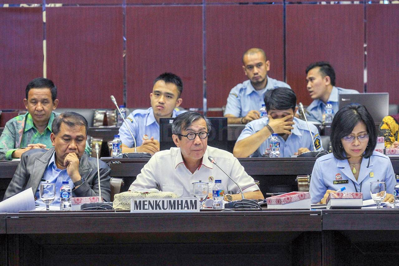 Menkumham Raker dengan...