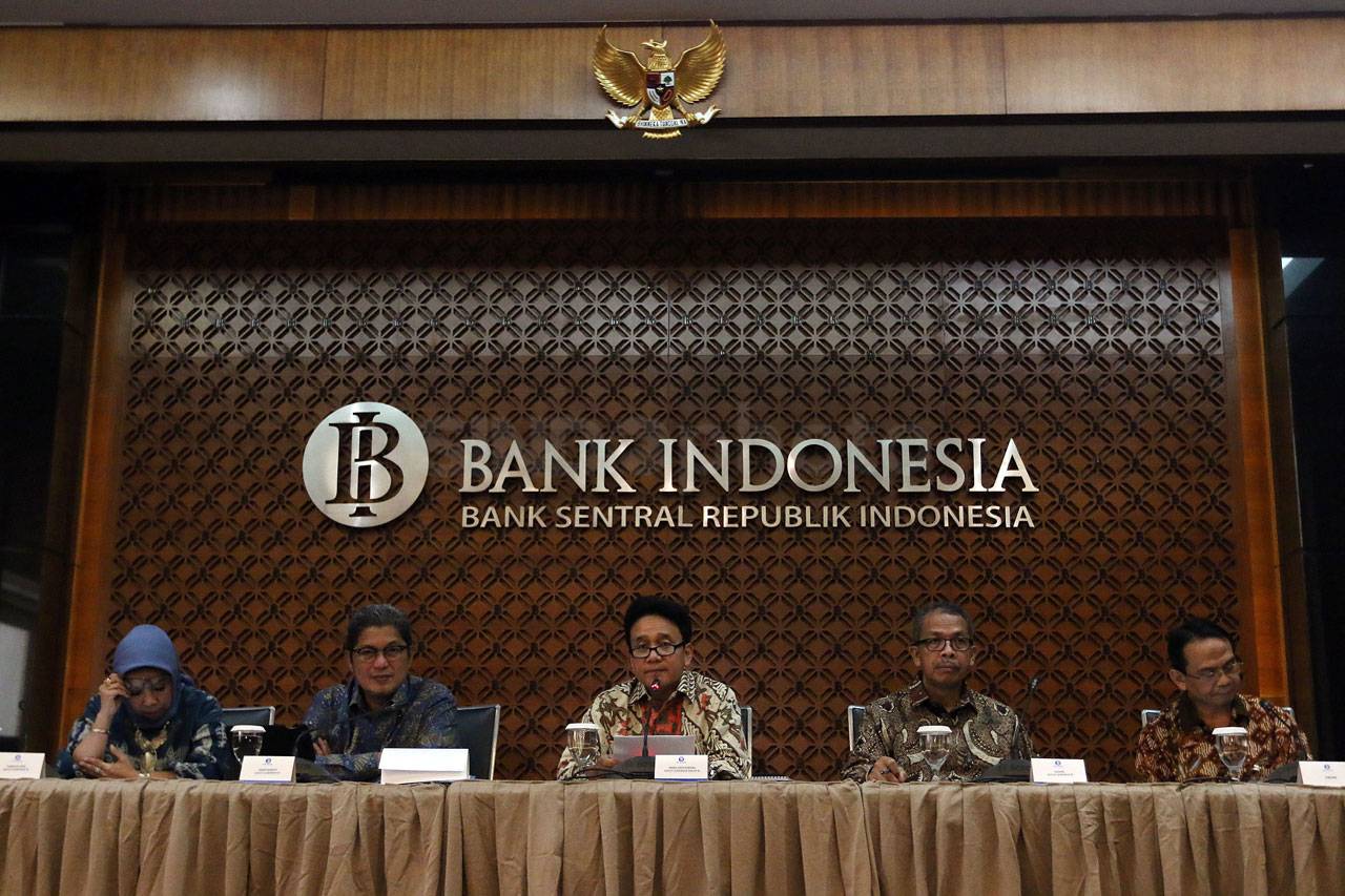 Bank Indonesia Pertahankan...